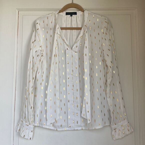 NEW Without Tag Off White Blouse With Gold Foul Detail By Monarc - Picture 1 of 7